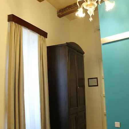 Palazzino Nina Boutique Bed & Breakfast Qormi