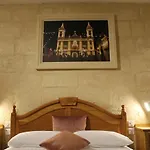 Palazzino Nina Boutique לינה וארוחת בוקר