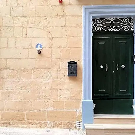 Palazzino Nina Boutique Couette-café Qormi