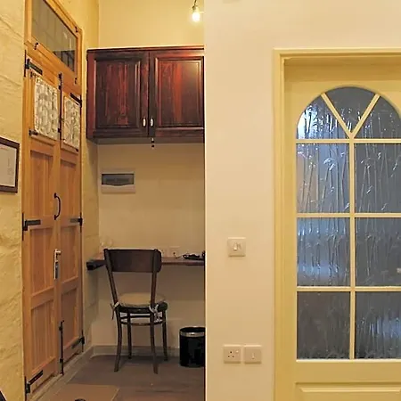 Palazzino Nina Boutique Couette-café Qormi